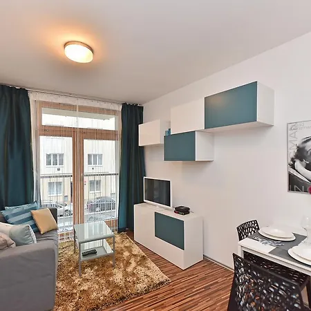 Apartments Palmovka Prague Room photo
