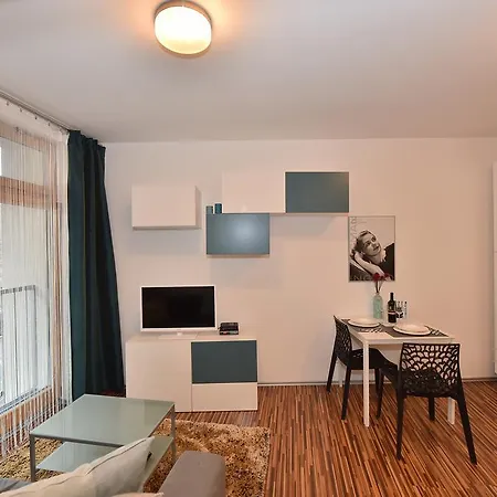 Apartments Palmovka Prague Room photo