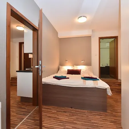 Apartments Palmovka Prague Room photo